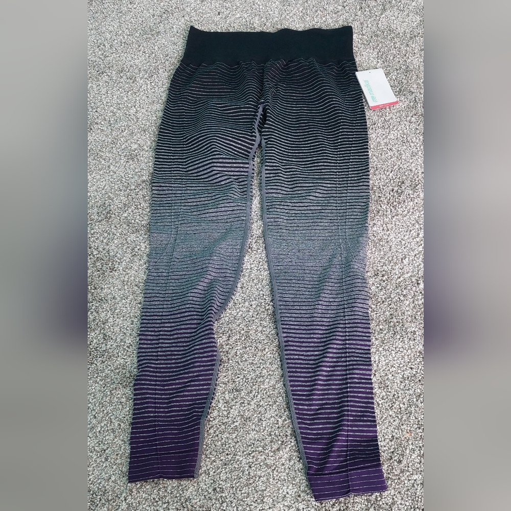 Marika Seamless Dye Dip leggings Sz Medium